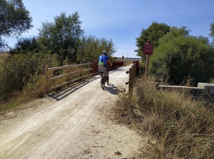 Casa Rural 4**** Hacienda Montorio en Burgos. Tel. 629418896 - VIA VERDEBURGOS QUINTANADUENAS ONA